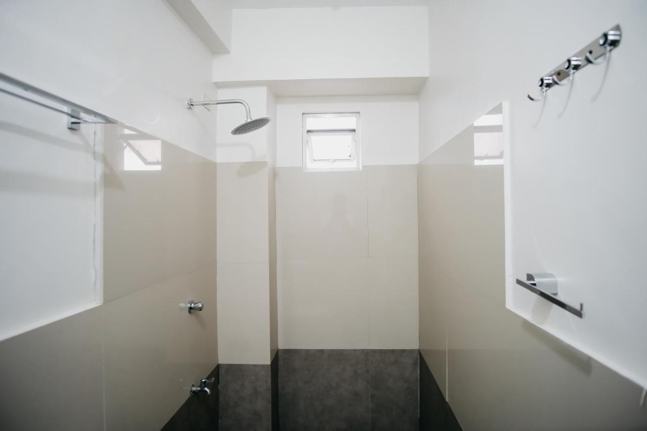Отель Sleepadz - Capsule Beds Dormitel In Magsaysay Ave Naga Экстерьер фото