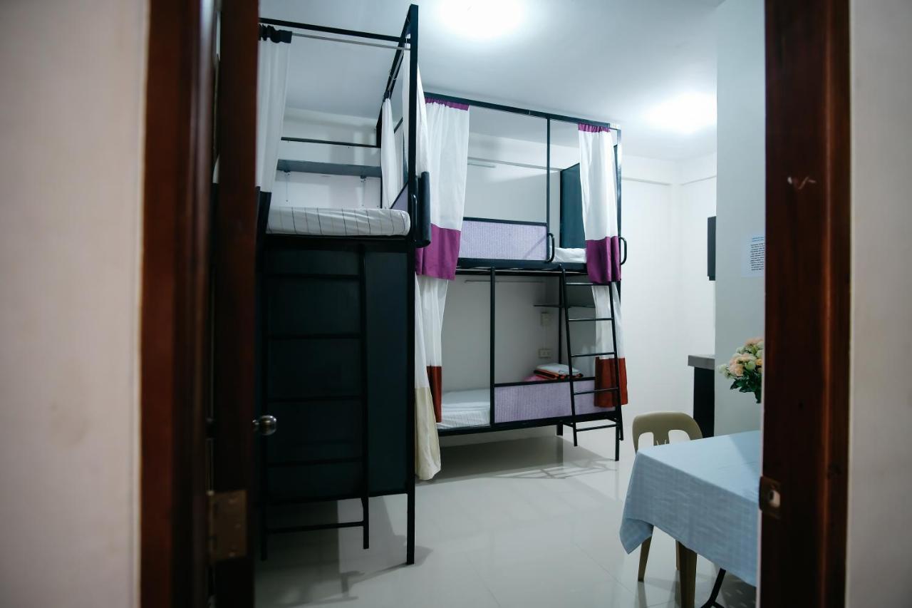 Отель Sleepadz - Capsule Beds Dormitel In Magsaysay Ave Naga Экстерьер фото
