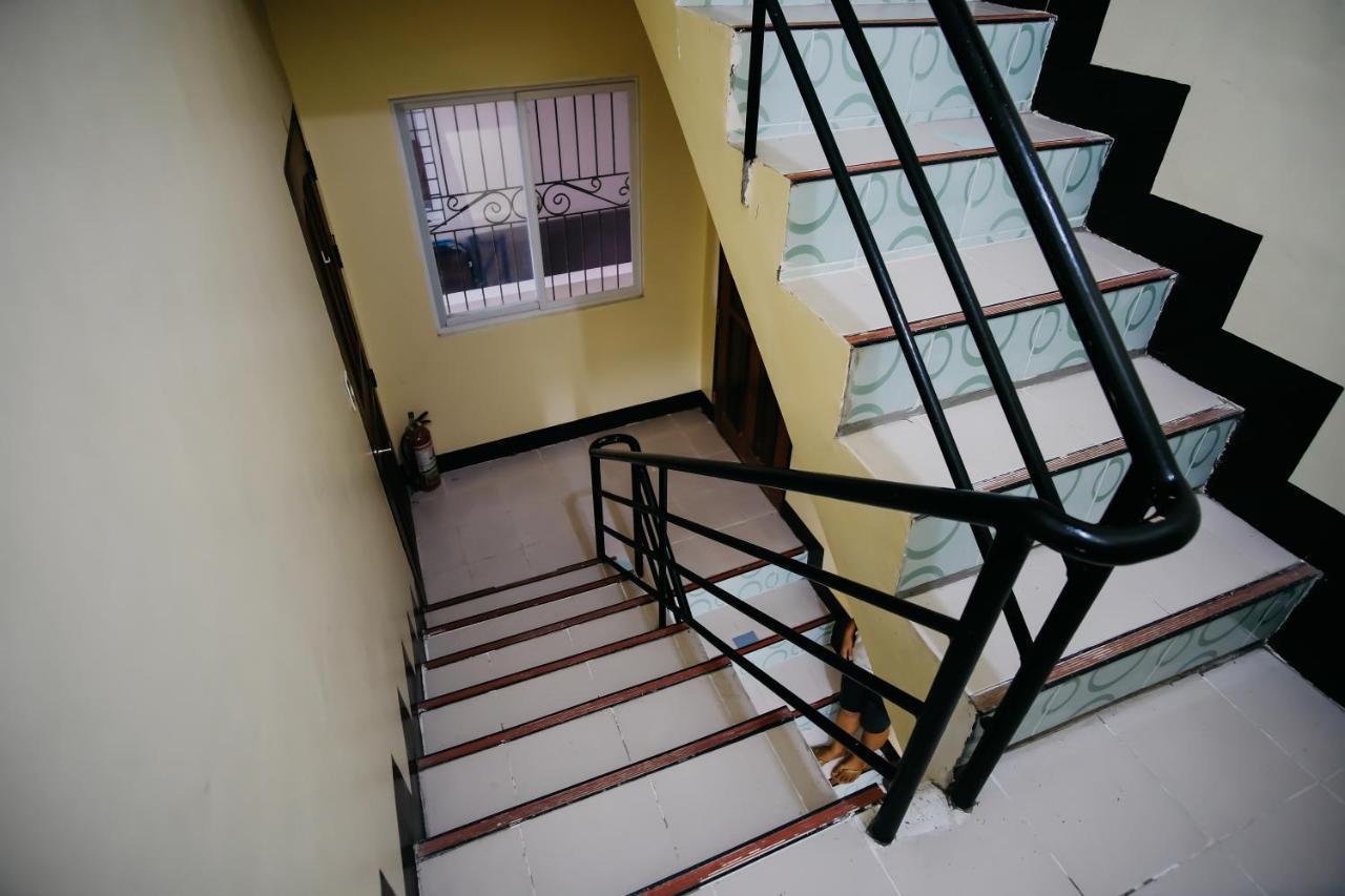 Отель Sleepadz - Capsule Beds Dormitel In Magsaysay Ave Naga Экстерьер фото